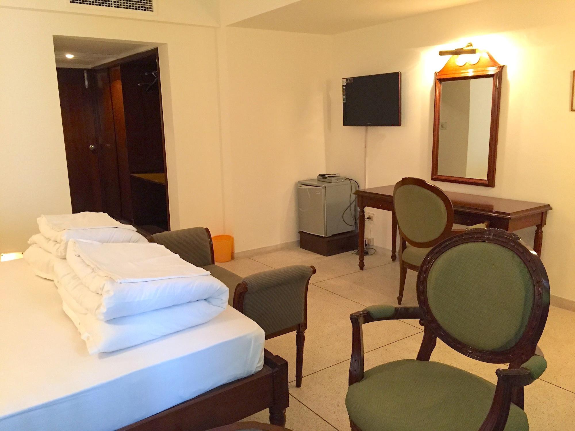 Hotel Alpana Haridwār Zewnętrze zdjęcie