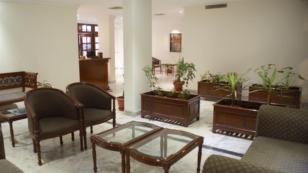 Hotel Alpana Haridwār Zewnętrze zdjęcie