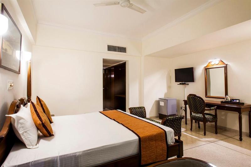 Hotel Alpana Haridwār Zewnętrze zdjęcie