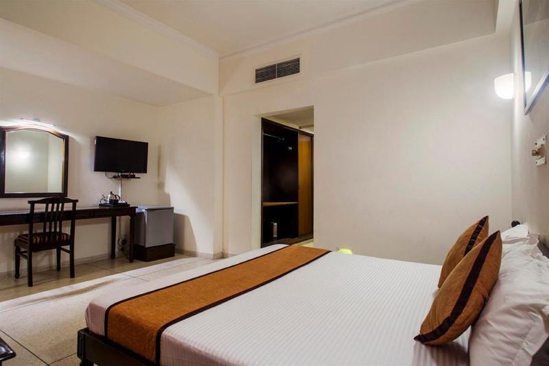 Hotel Alpana Haridwār Zewnętrze zdjęcie