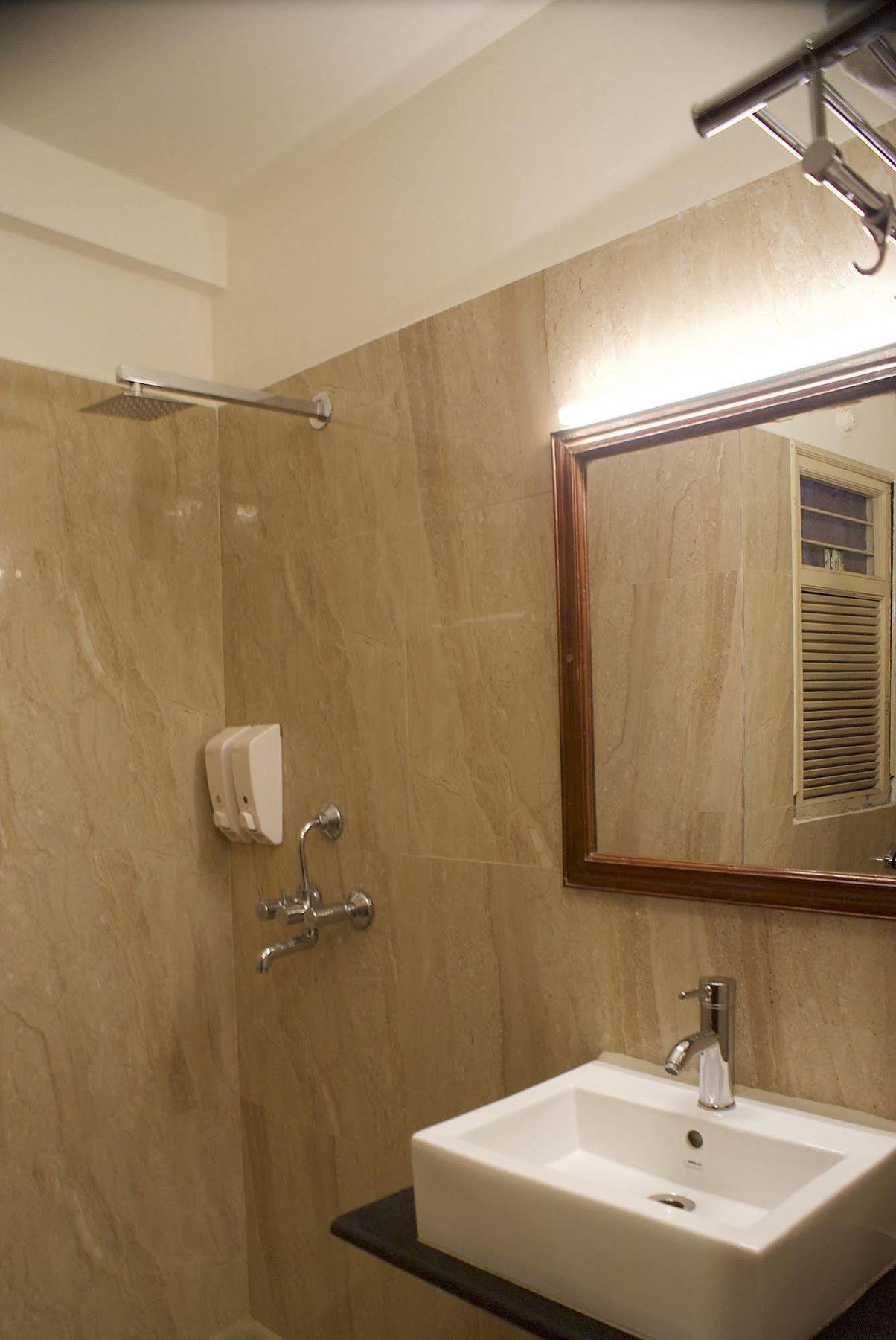 Hotel Alpana Haridwār Zewnętrze zdjęcie