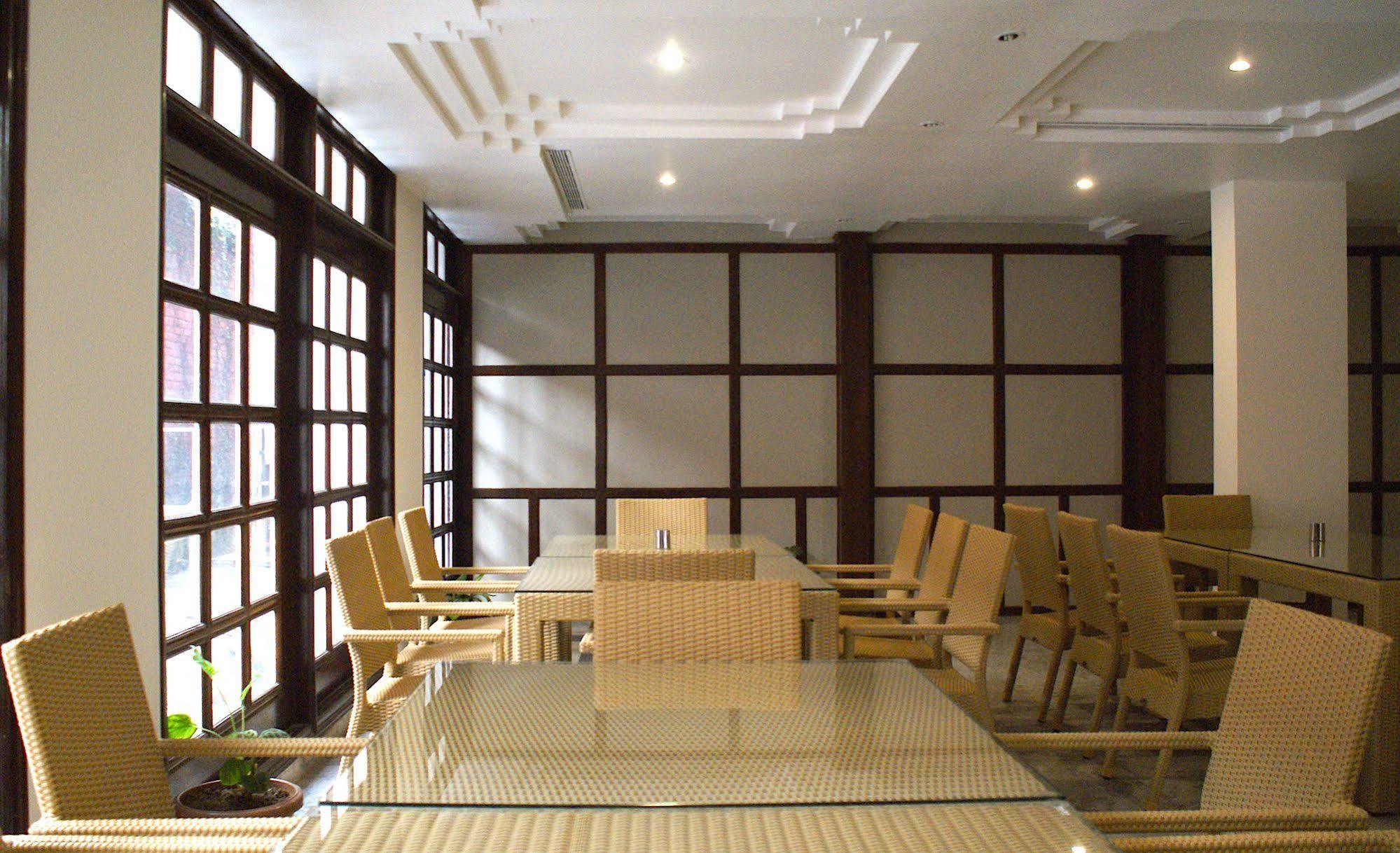 Hotel Alpana Haridwār Zewnętrze zdjęcie